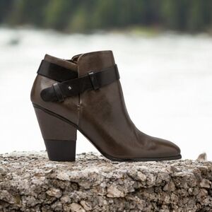DOLCE VITA Olive Bootie